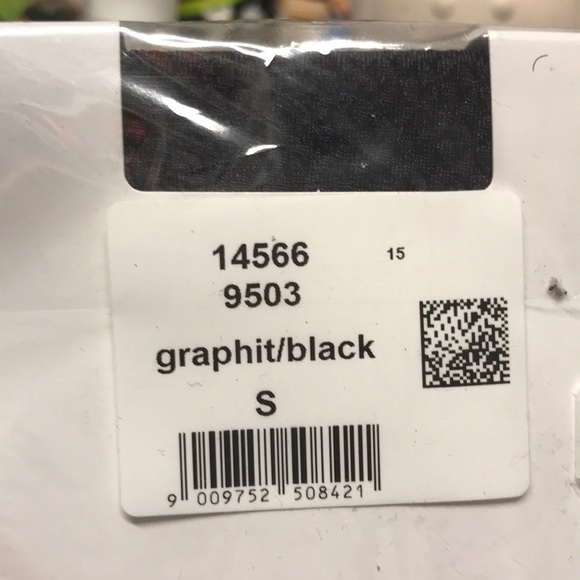 NWT stockings - Picture 2 of 4